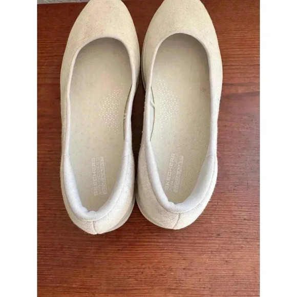 Skechers Go Walk Lite Susie Natural Slip-On Shoes Women’s Size 9.5 136001 - Picture 4 of 10